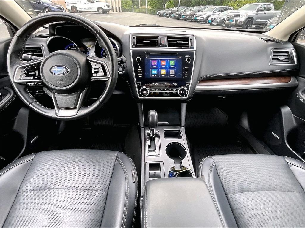 Used 2018 Crystal White Pearl Subaru 2.5i image 21