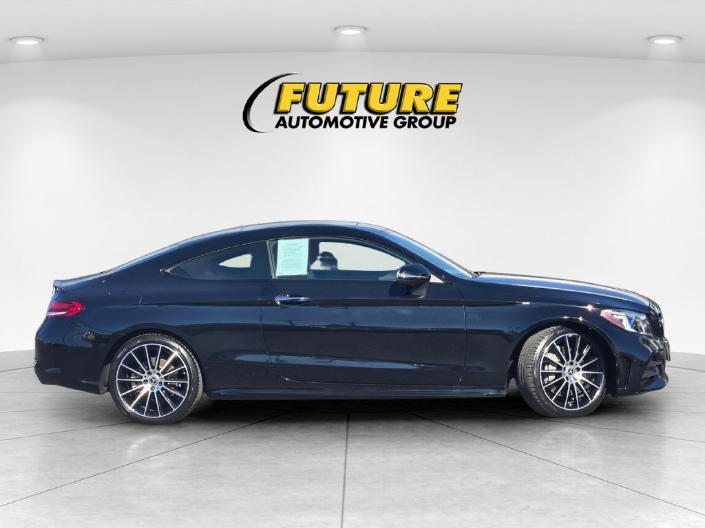 Used 2023  Mercedes-Benz C 300 image 3