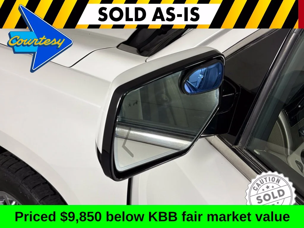 Used 2019 White GMC Denali image 13