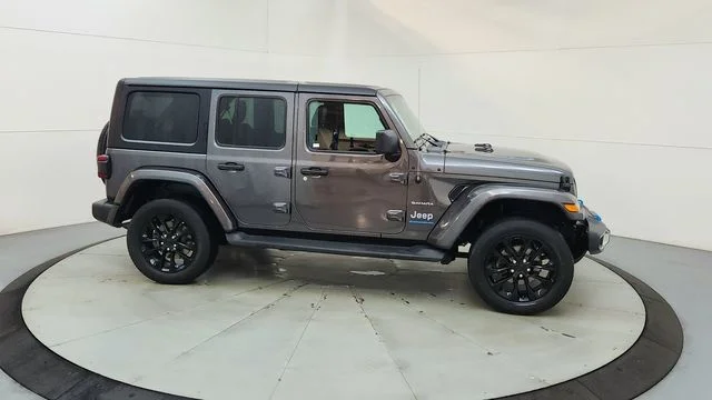 Used 2023 Gray Jeep Sahara 4xe image 15