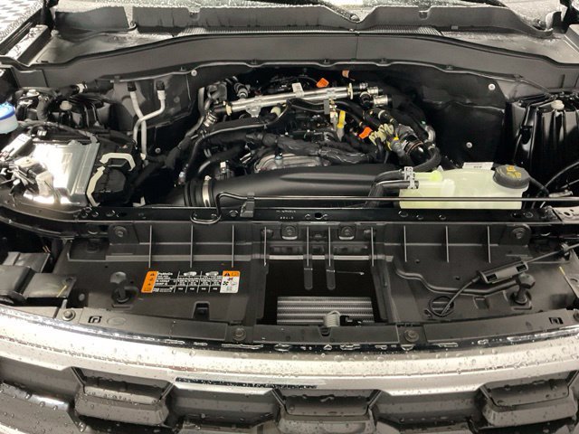 New 2027 Agate Black Metallic Ford Active image 43