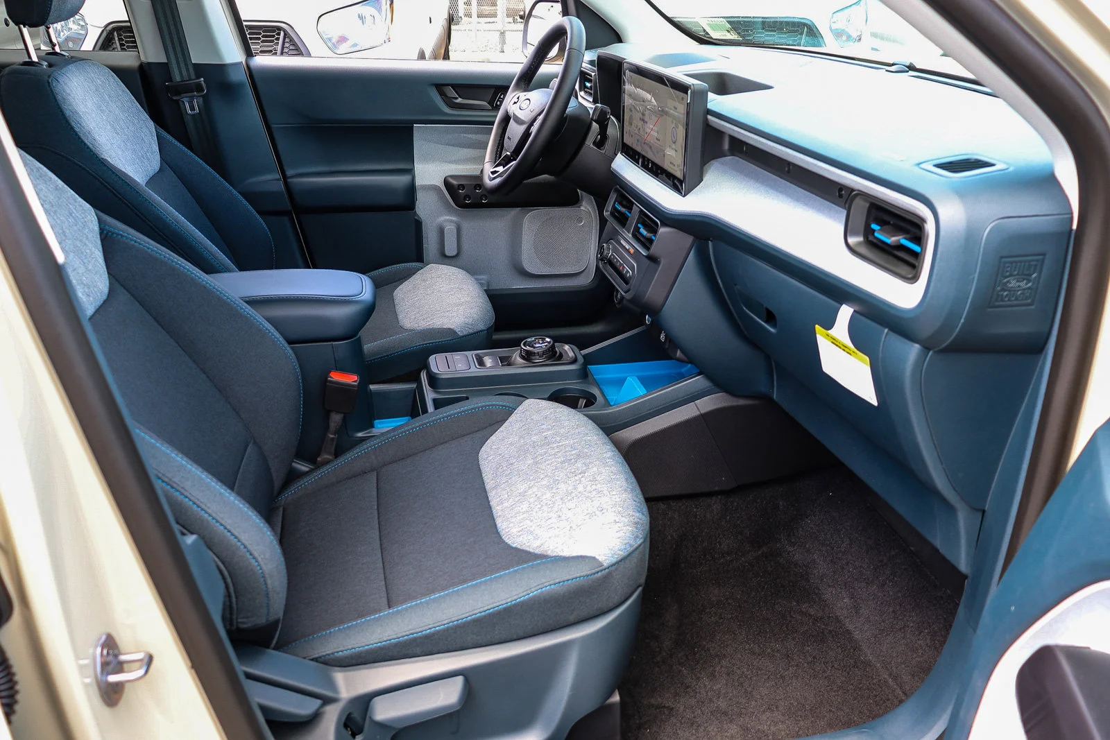2025 Ford Maverick XLT - Photo 18