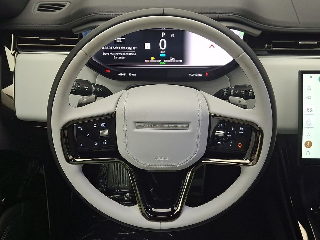 New 2027 Santorini Black Land Rover  image 17
