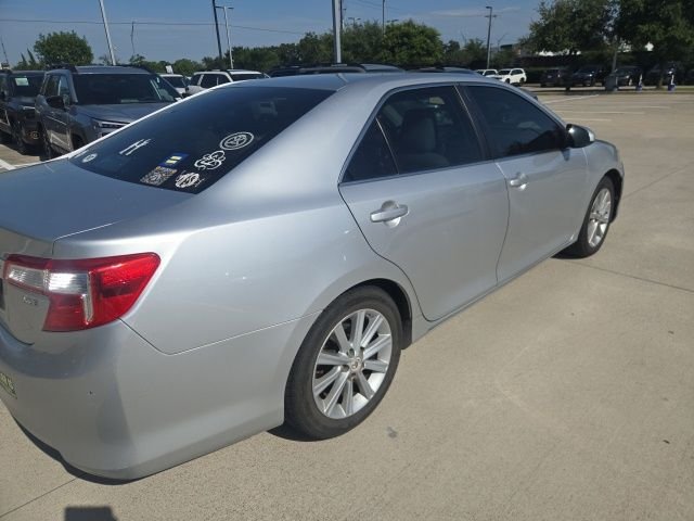 Used 2012 Silver Toyota XLE image 3