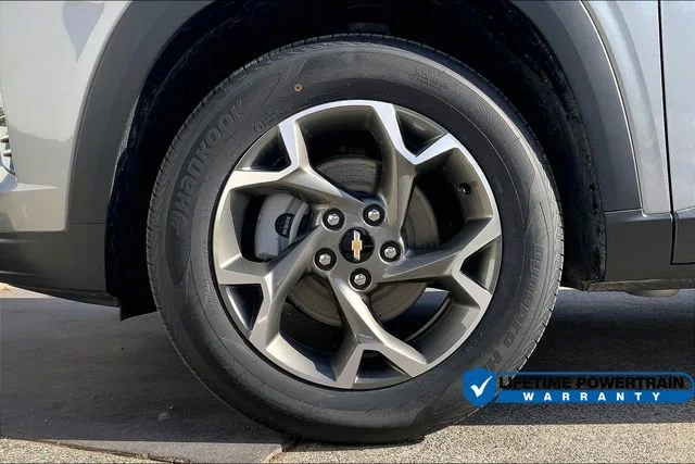 2025 Chevrolet Trax LT - Photo 13