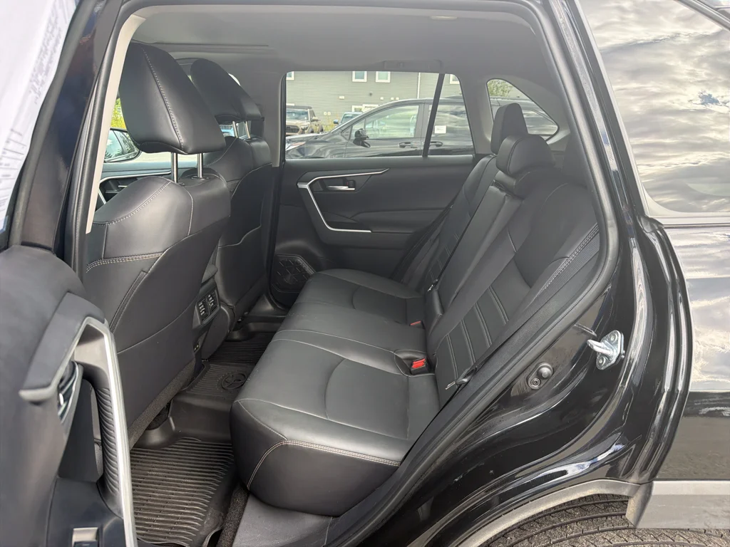 Used 2024 Midnight Black Metallic Toyota XLE Premium image 11