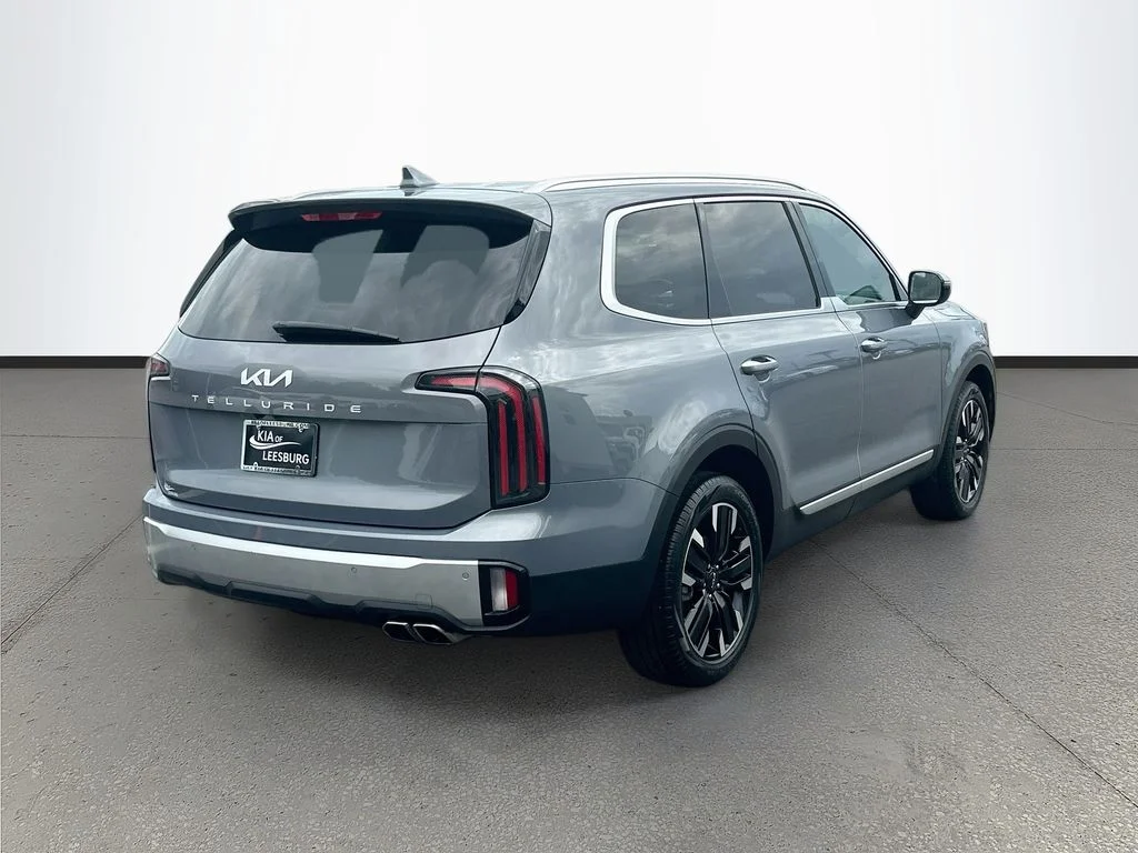 Certified Used 2024 Silver Kia SX image 7