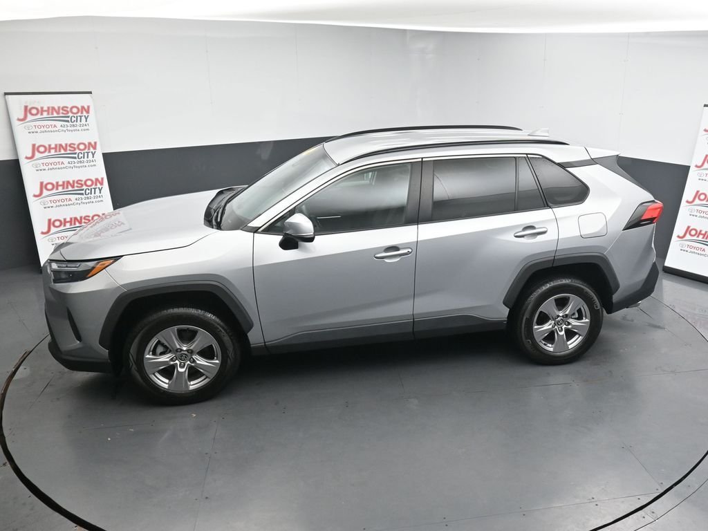 2023 Toyota RAV4 XLE - Photo 28