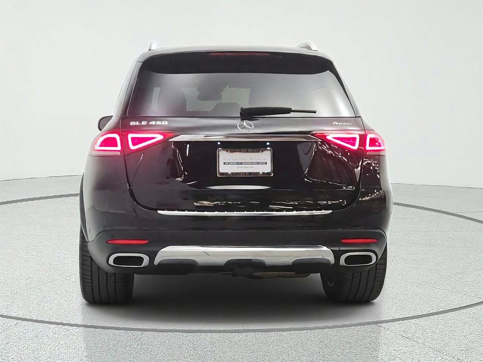 Used 2022 Black Mercedes-Benz GLE 450 4MATIC® SUV image 6