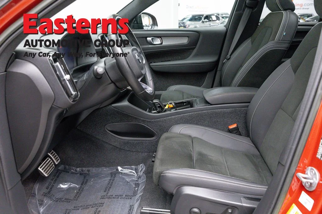 Used 2022 Orange Volvo P8 Plus image 14