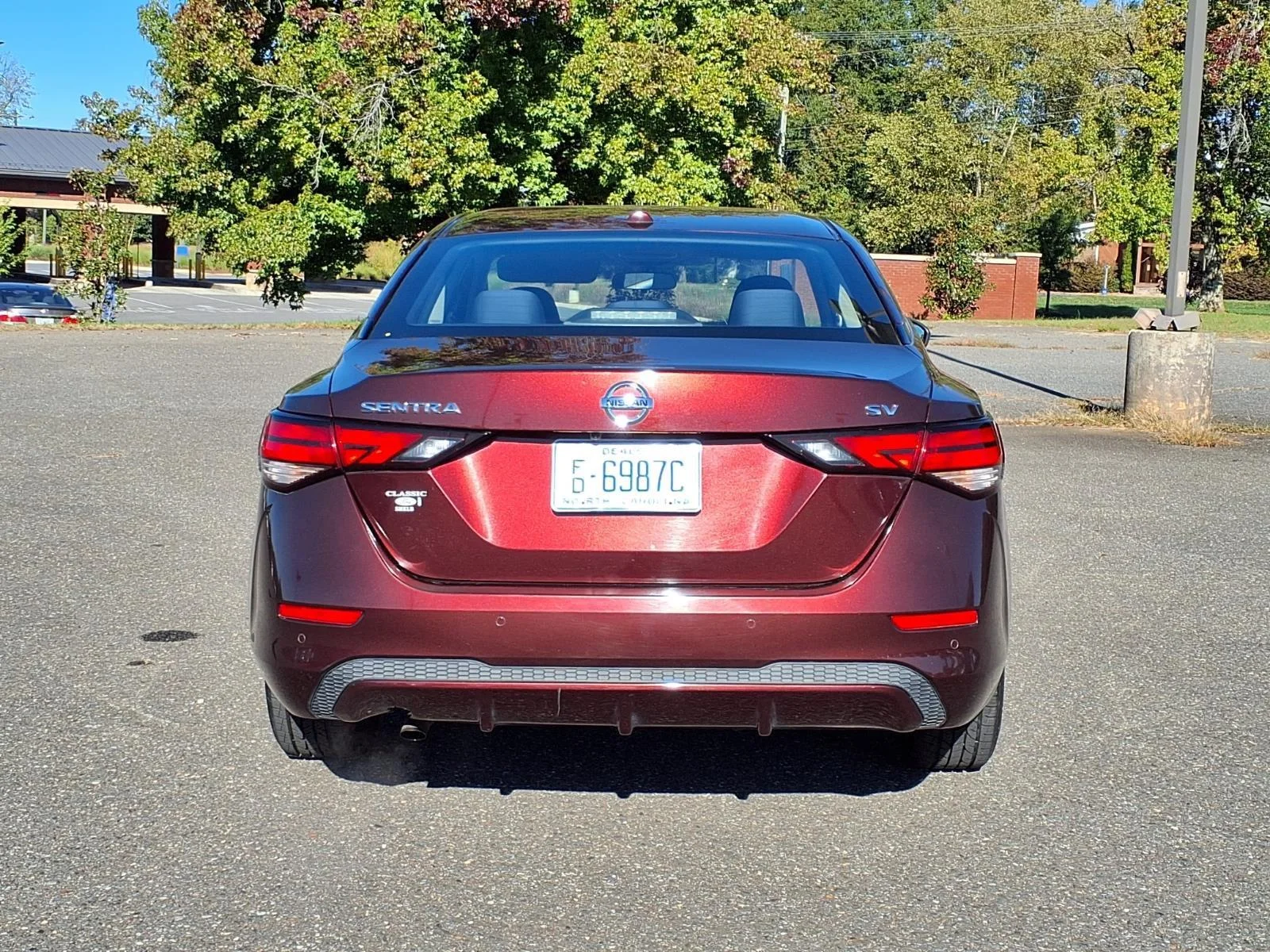 Used 2022 Rosewood Metallic Nissan SV image 10
