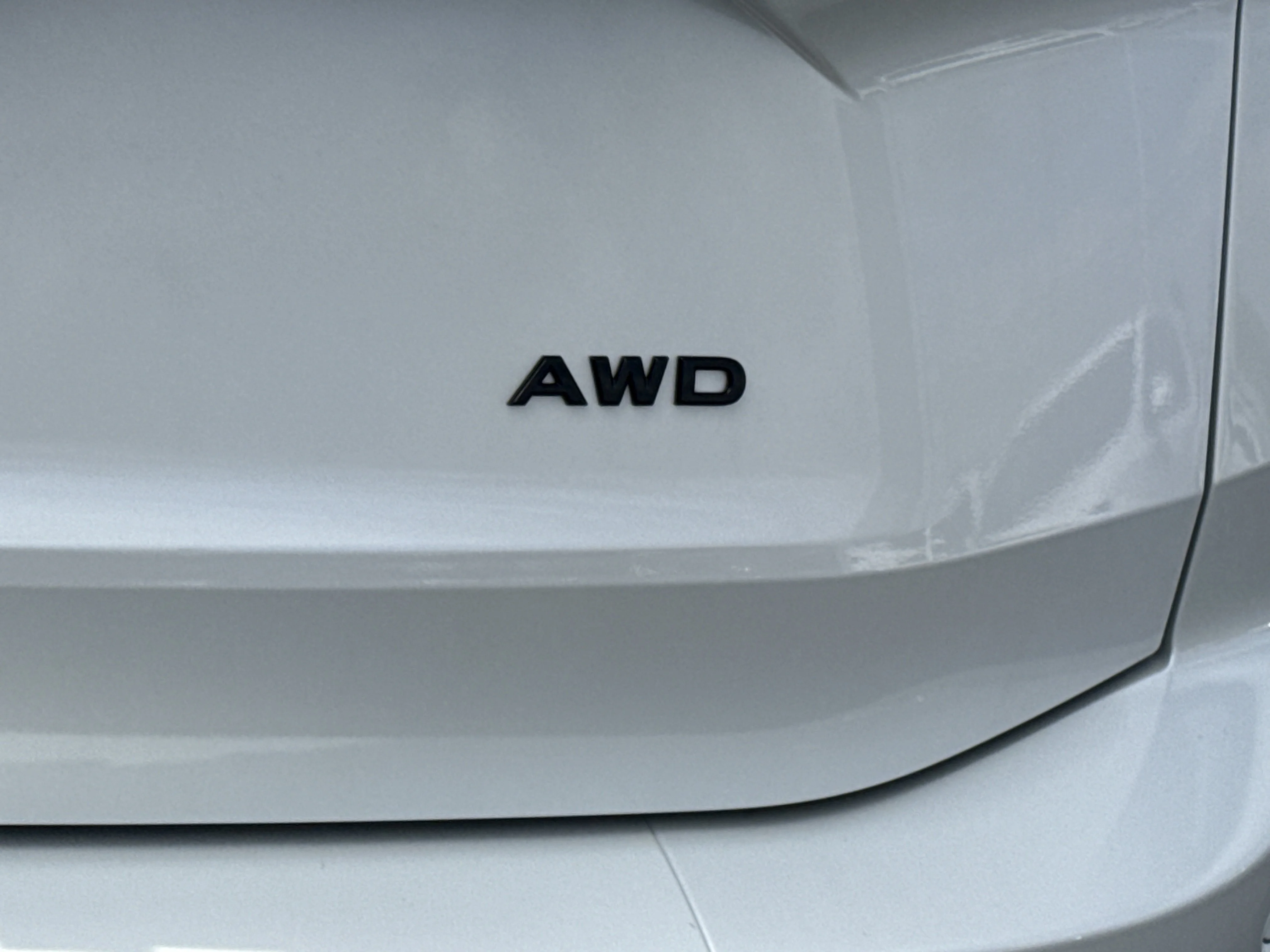 New 2026 Everest White Pearl Tricoat Nissan Dark Armor AWD image 9