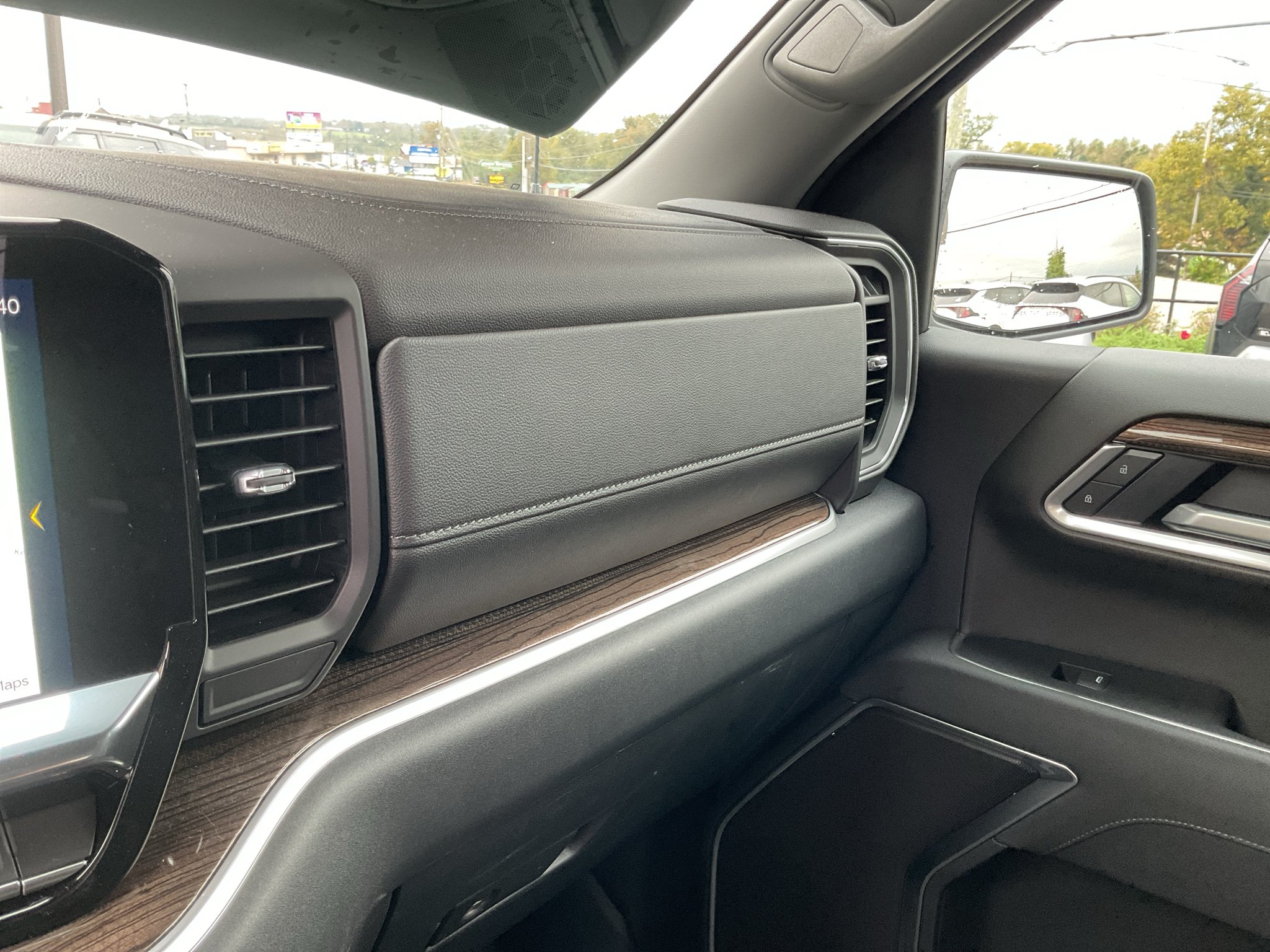 Used 2026 White Sands Chevrolet RST image 27