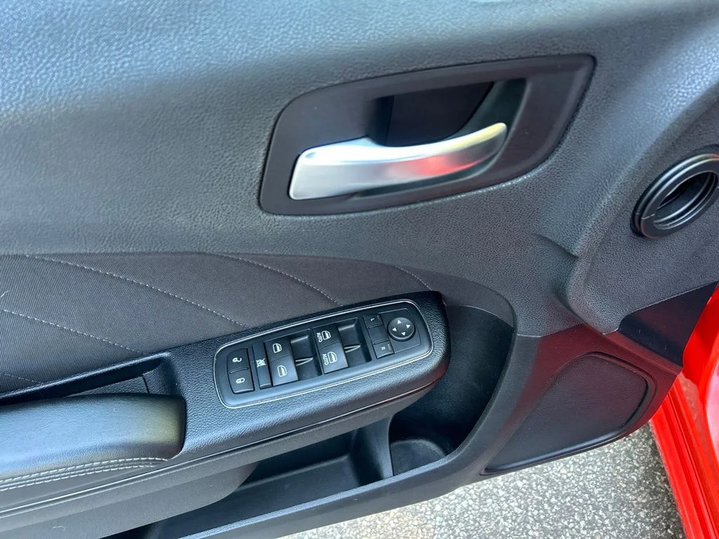 Used 2016 Orange Dodge R/T image 17