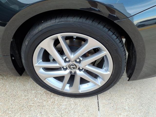 Used 2022 Obsidian Lexus Base image 17