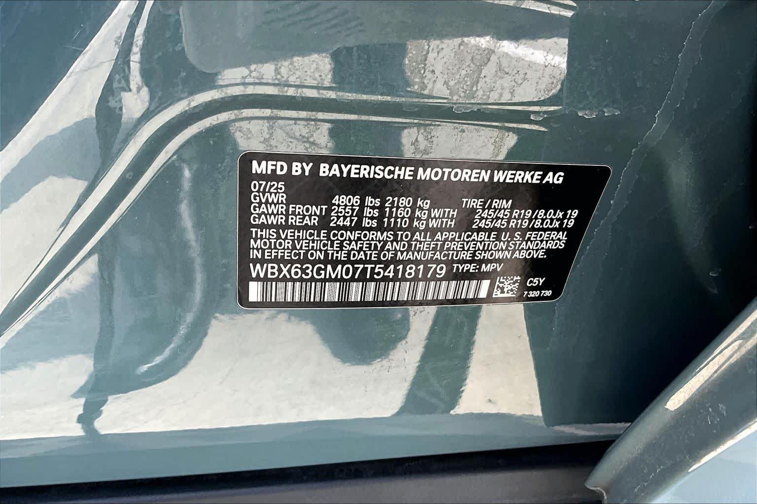 Used 2026 Cape York Green Metallic BMW xDrive28i image 33