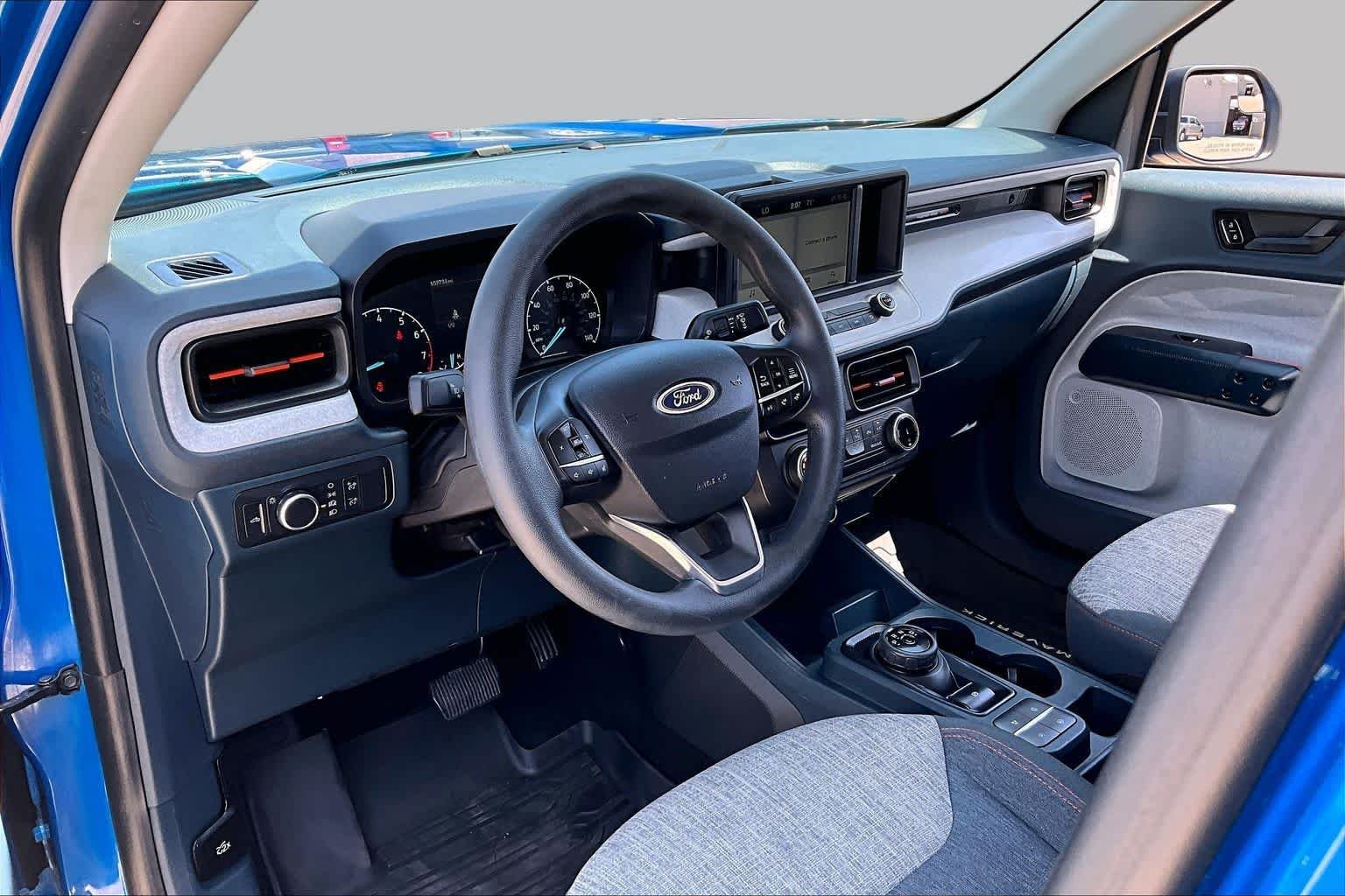 Used 2022 Velocity Blue Ford XLT image 16