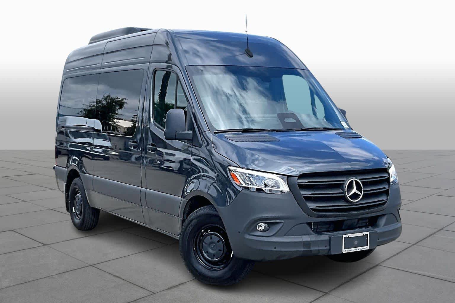 2025 Mercedes-Benz Sprinter Passenger Van Base - Photo 37