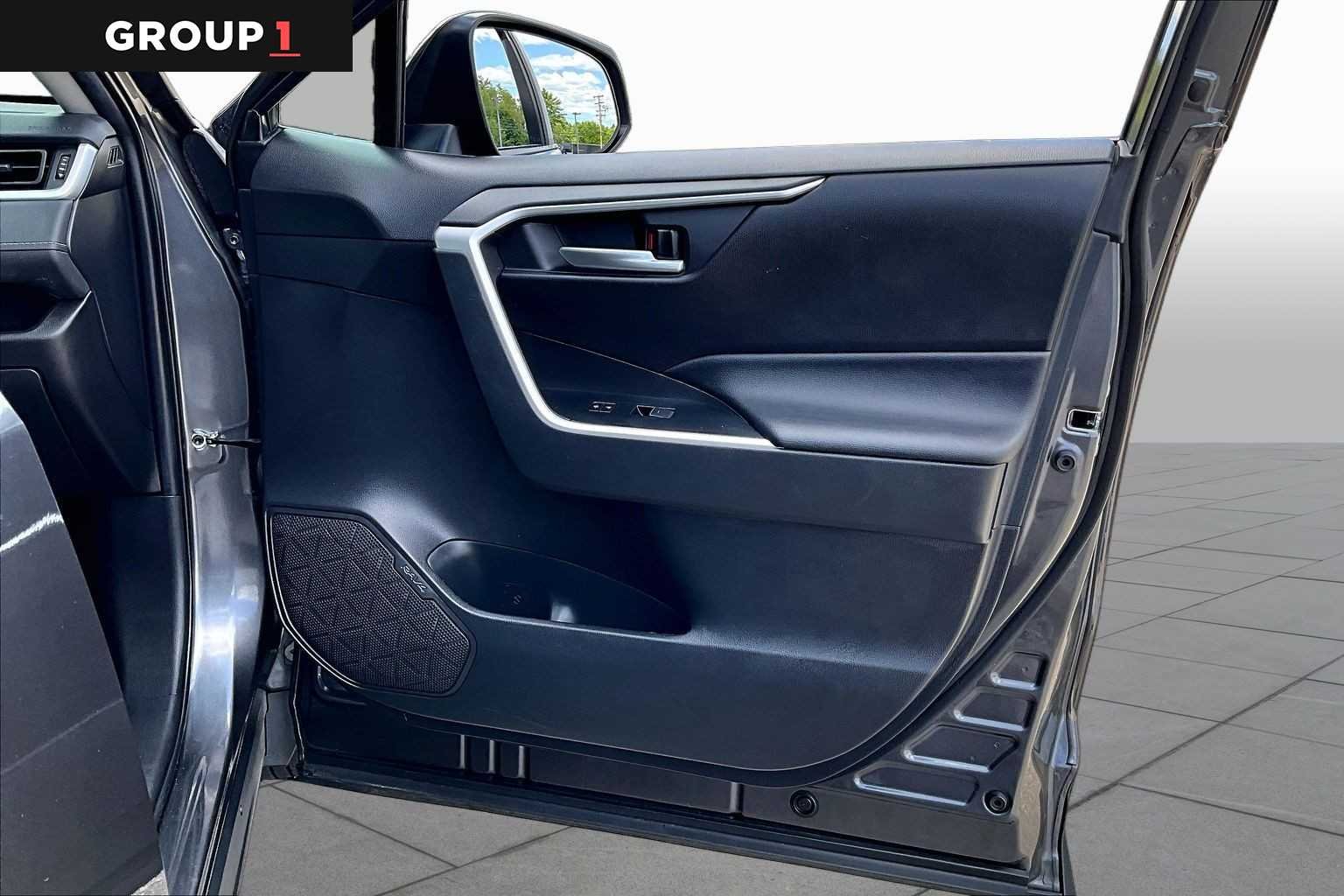 Used 2024 Magnetic Gray Metallic Toyota XLE image 23