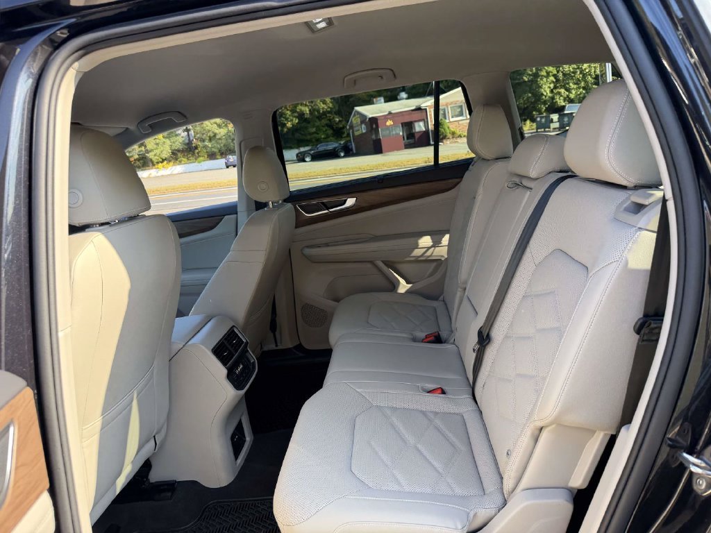 2026 Volkswagen Atlas SE w/Tech - Photo 11