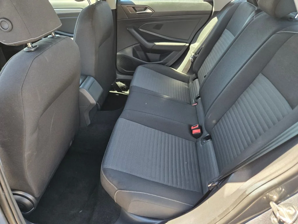 Used 2025 Gray Volkswagen 1.5T S image 10
