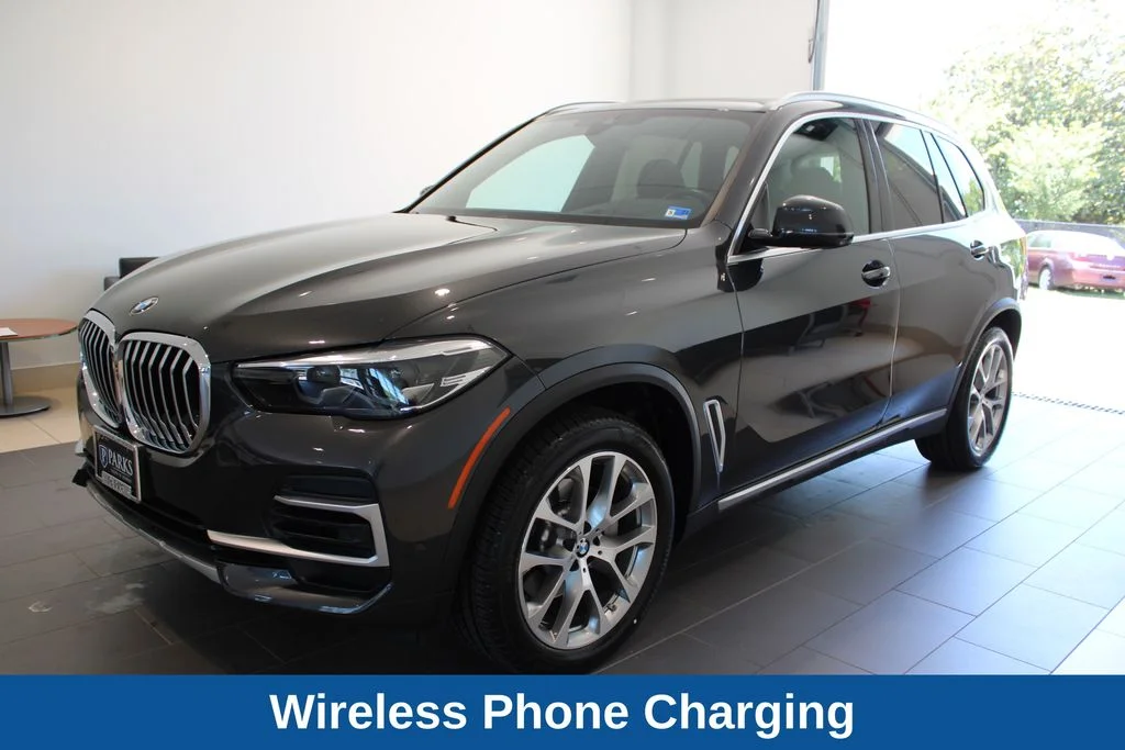Used 2023 Gray BMW xDrive40i image 13