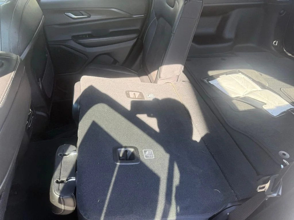 Used 2024 Silver Jeep Altitude X image 52