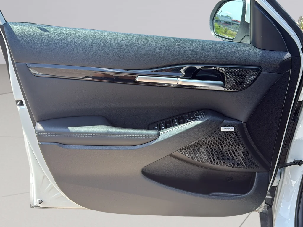 Certified Used 2024 Snow White Pearl Kia SX image 25