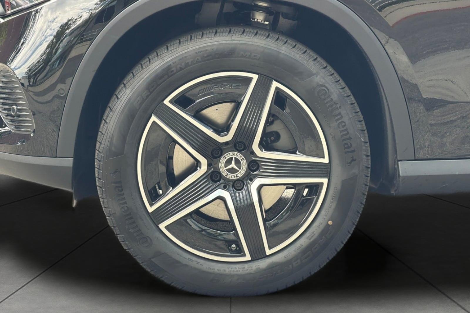 New 2026 Black Mercedes-Benz GLC 300 4MATIC® SUV image 10