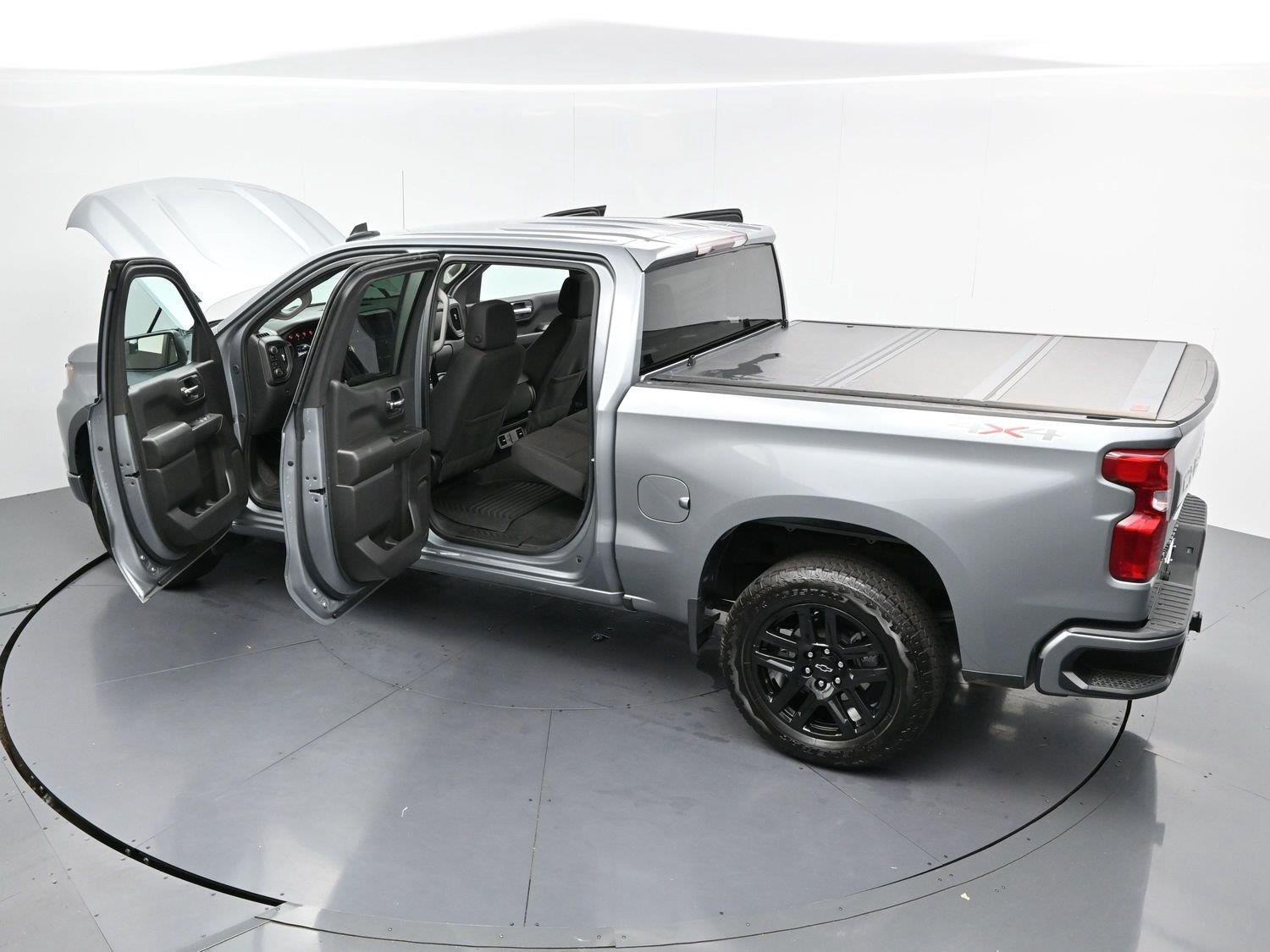 Used 2025 Sterling Gray Metallic Chevrolet Custom image 39