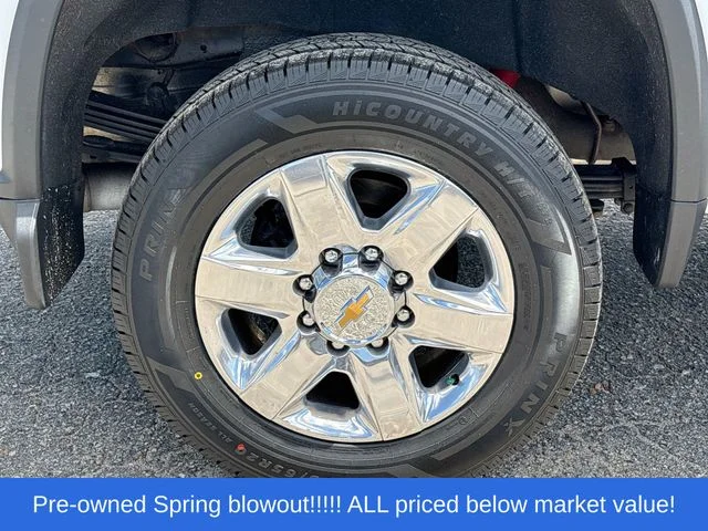 Used 2023 White Chevrolet LTZ image 11