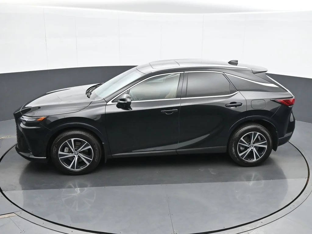 Used 2024 Black Lexus 350 Premium image 18