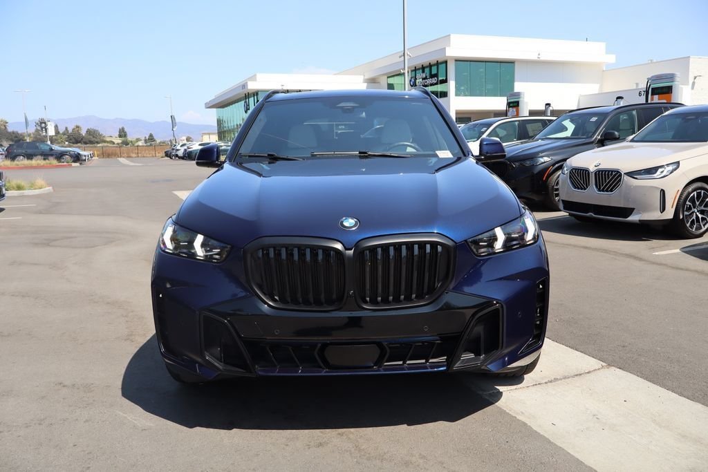 Used 2024 Blue BMW sDrive40i image 4
