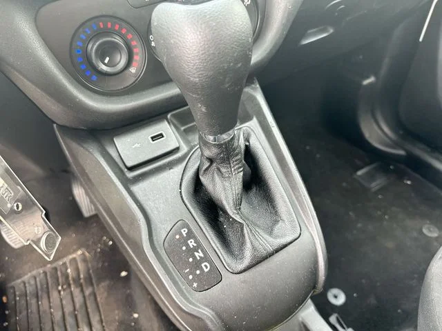 Used 2022 White Ram Base image 22
