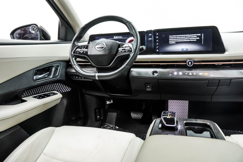 Used 2023 Black Nissan ENGAGE e-4ORCE image 23