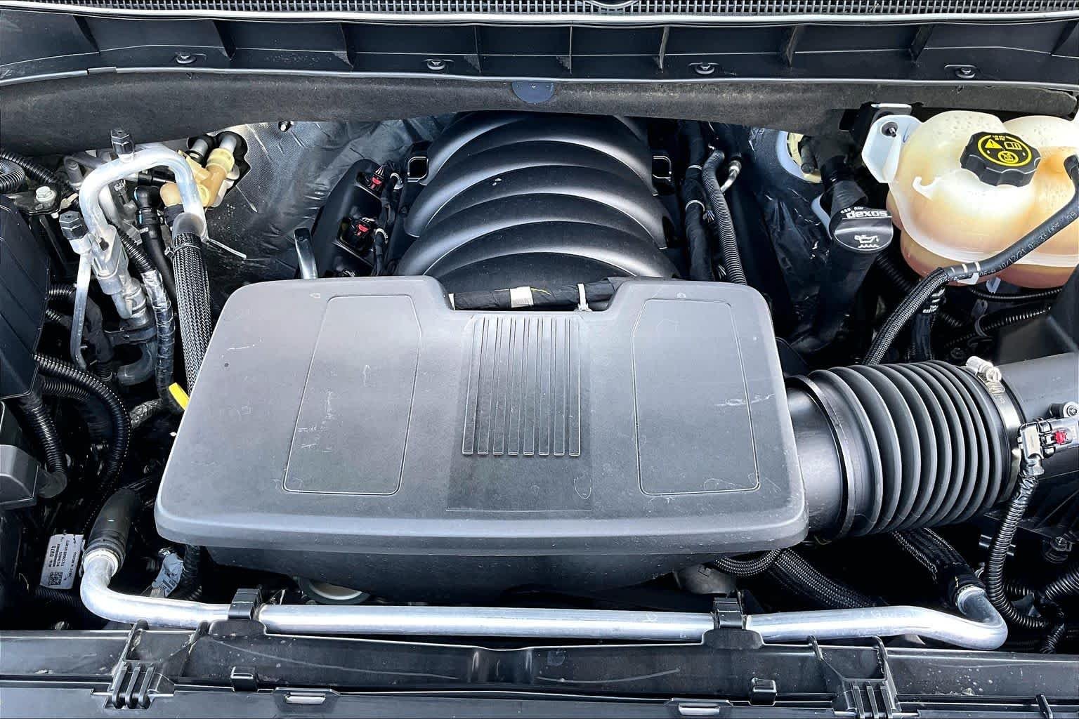 Used 2022 Summit White Chevrolet LT image 33