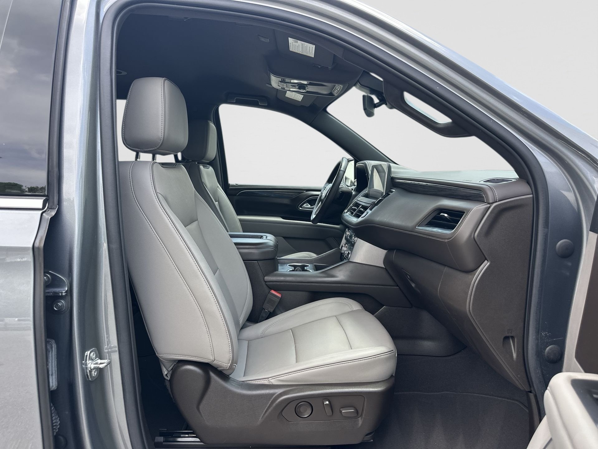 2022 GMC Yukon XL SLT - Photo 27