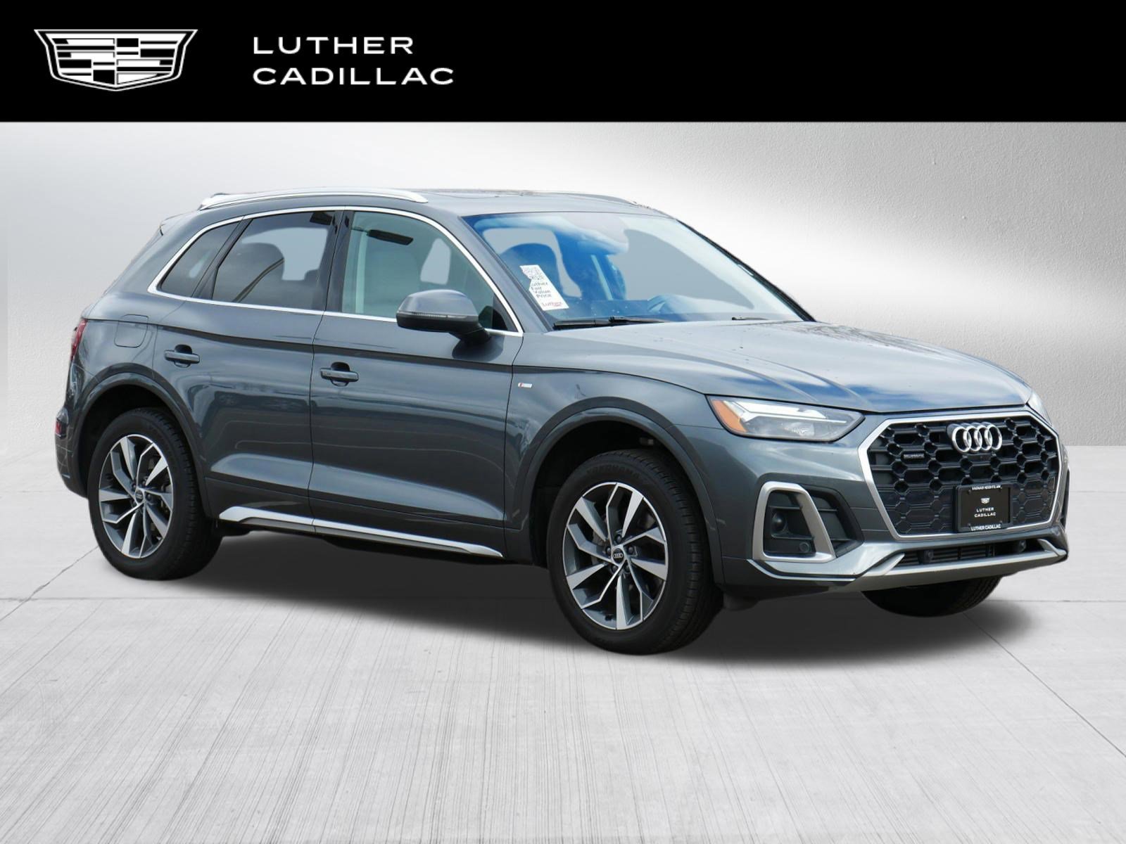 2023 Audi Q5 45 Premium Plus's photo