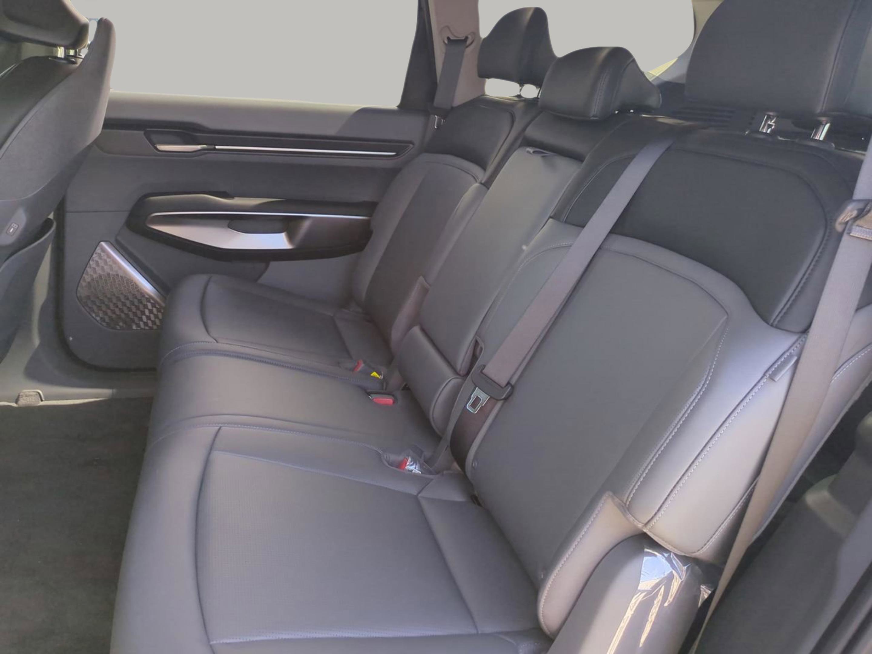 2026 Kia EV9 Light - Photo 33