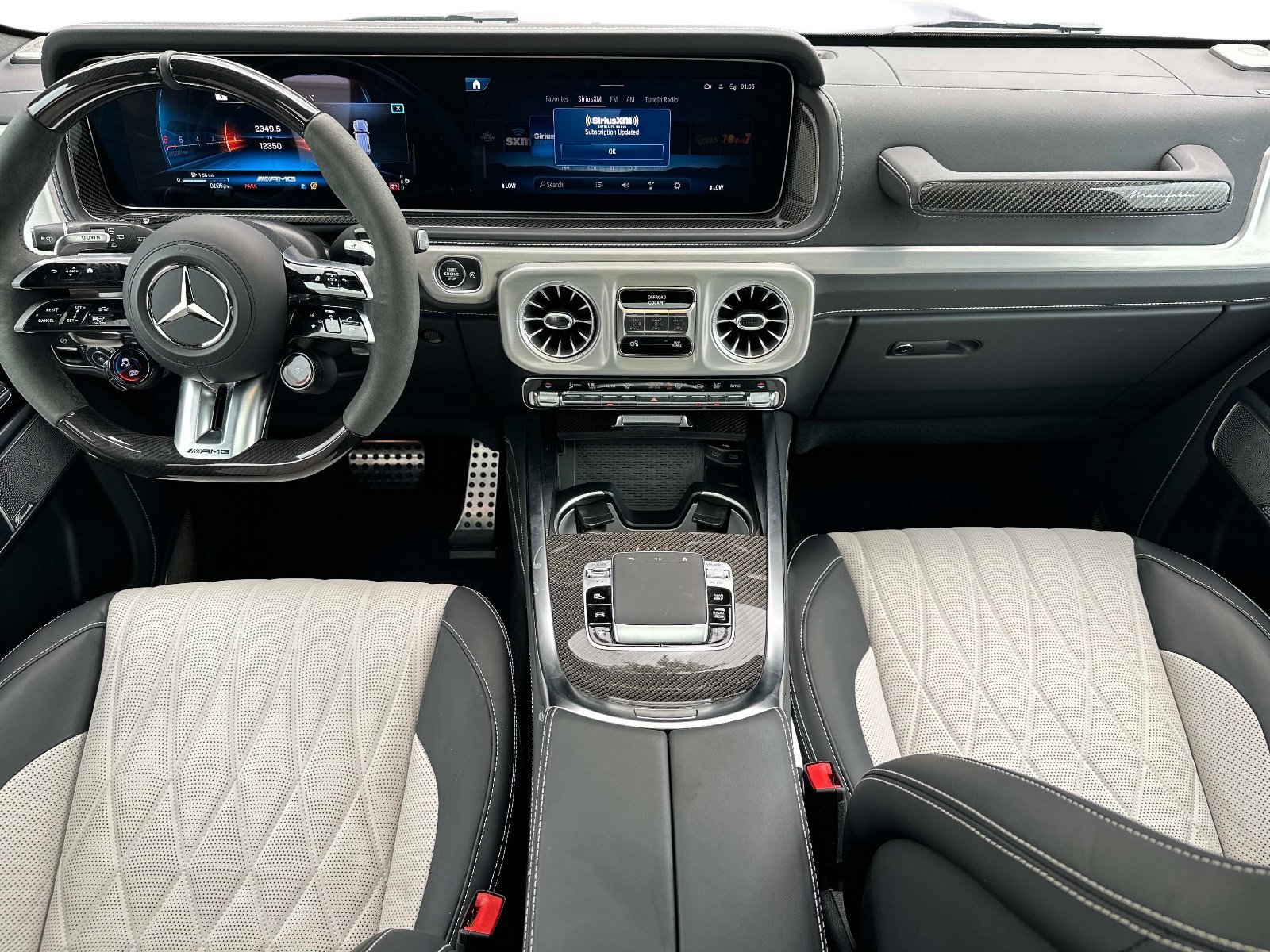 Certified Used 2025 MANUFAKTUR Brilliant Blue Magno Mercedes-Benz AMG® G 63 image 12