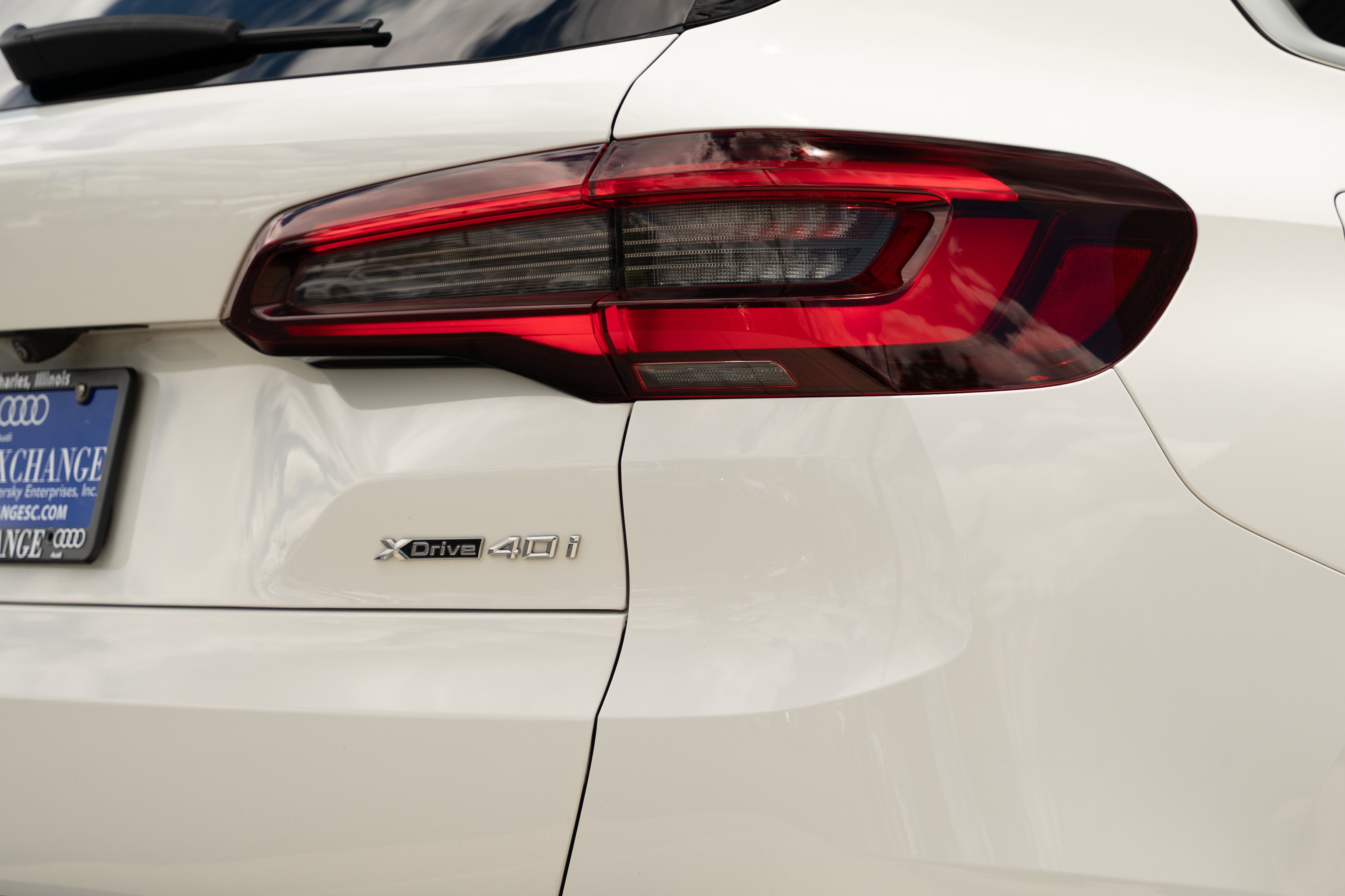 Used 2021 Alpine White BMW xDrive40i image 31