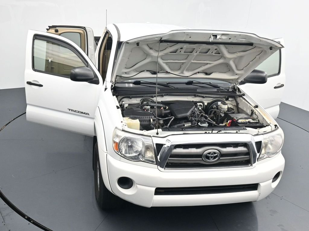 Used 2009 White Toyota PreRunner image 34