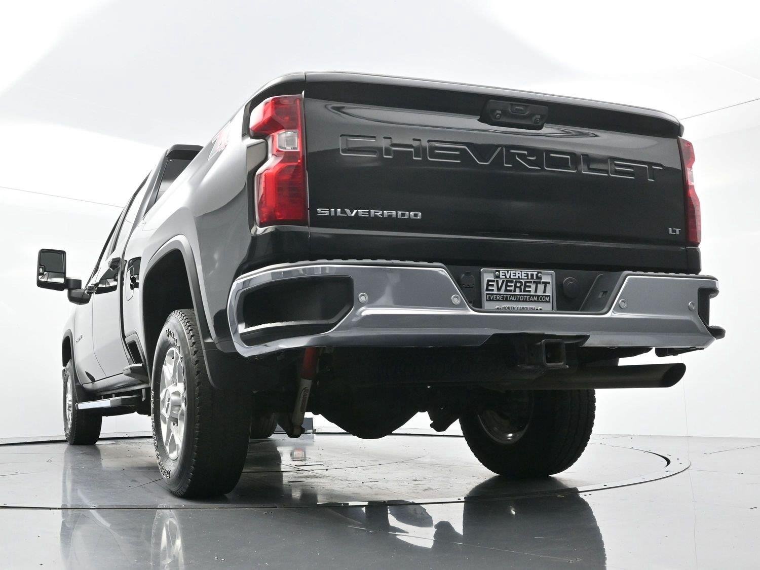 Used 2020 BLACK Chevrolet LT image 48