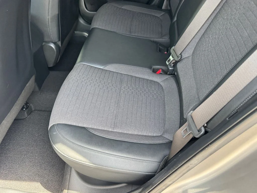 Used 2021 Gray Kia S image 9