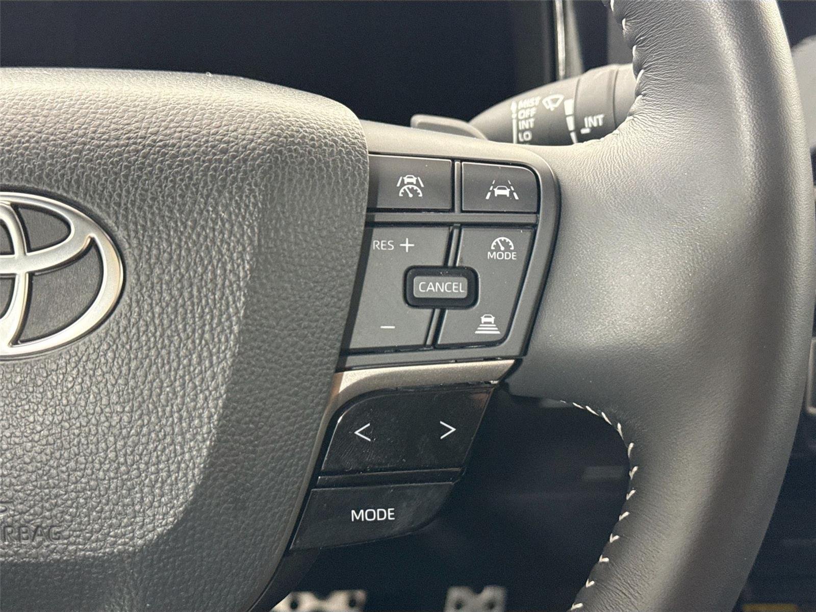 Used 2025 Underground Toyota SE image 18