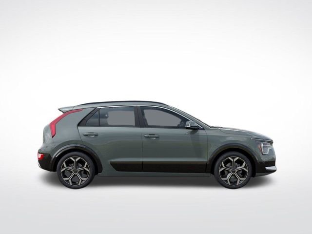 2025 Kia Niro EX Touring - Photo 9