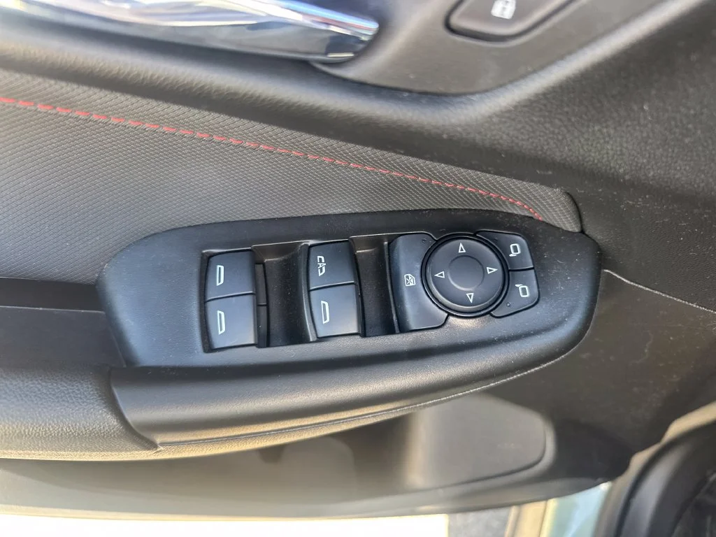 Used 2024 Green Chevrolet RS image 41