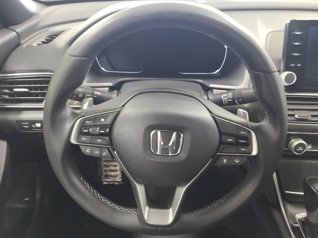 Used 2018 Modern Steel Metallic Honda Sport 1.5T image 24
