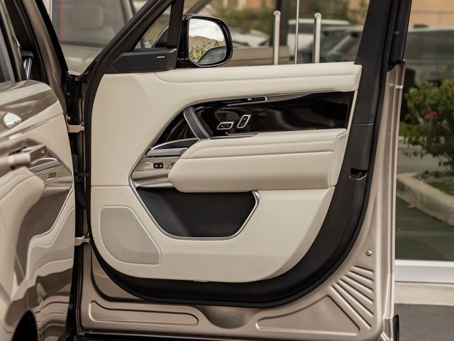 Certified Used 2023 Batumi Gold Premium Metallic Land Rover SE image 30