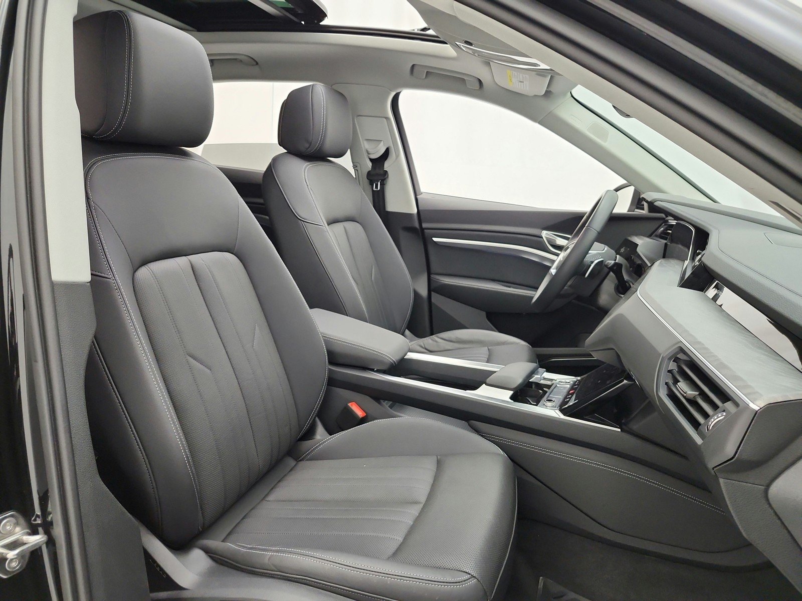 Used 2024 Mythos Black Metallic Audi Premium Plus image 20